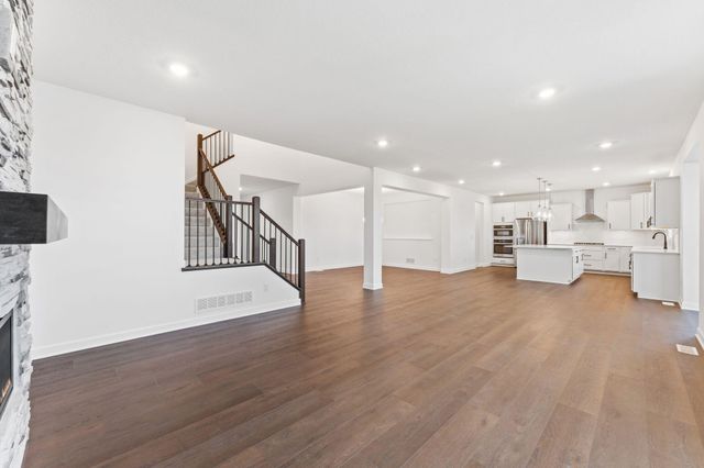 15650 112th Avenue N, Dayton, MN 55369