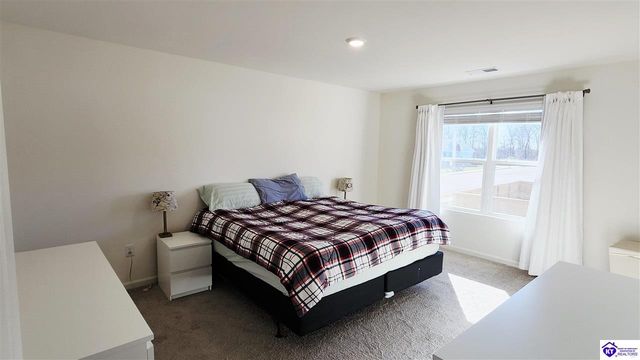 101 Clevis Ct, Elizabethtown, KY 42701