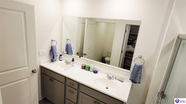 101 Clevis Ct, Elizabethtown, KY 42701