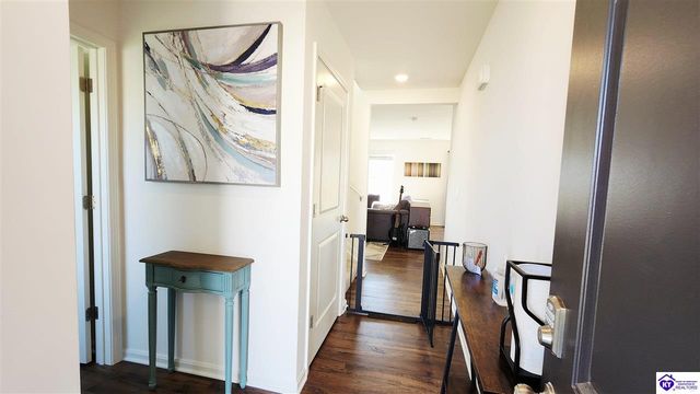 101 Clevis Ct, Elizabethtown, KY 42701