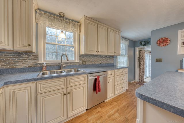 30 Elgin Drive, Tolland, CT 06084