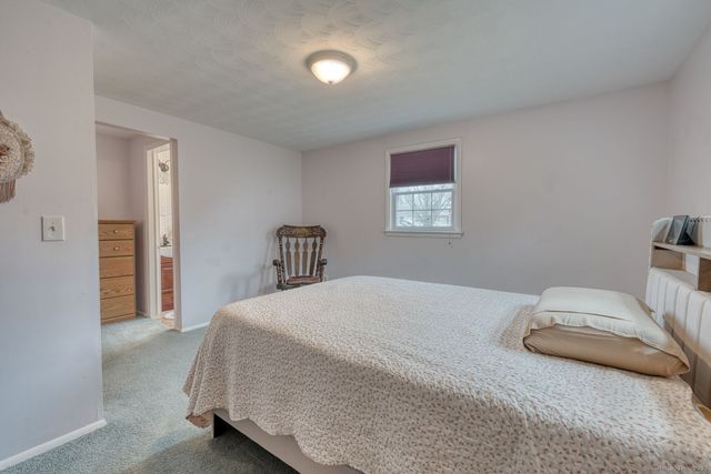 30 Elgin Drive, Tolland, CT 06084