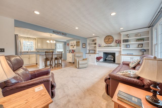 30 Elgin Drive, Tolland, CT 06084