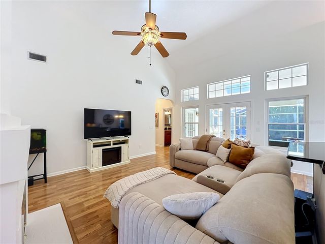 324 REMINGTON DRIVE, Oviedo, FL 32765