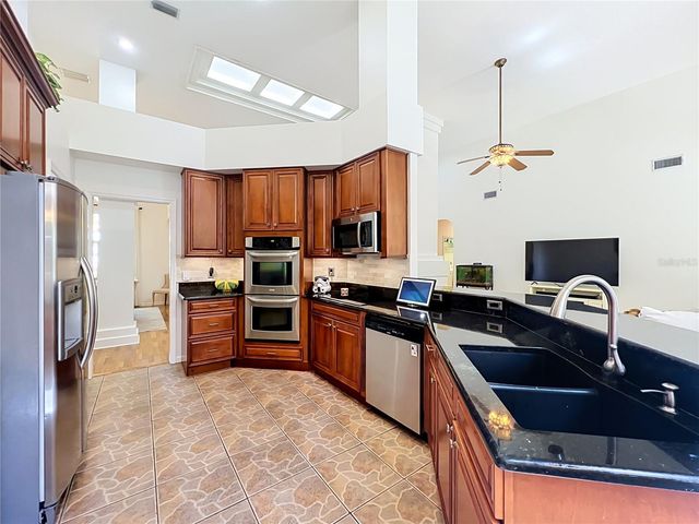 324 REMINGTON DRIVE, Oviedo, FL 32765