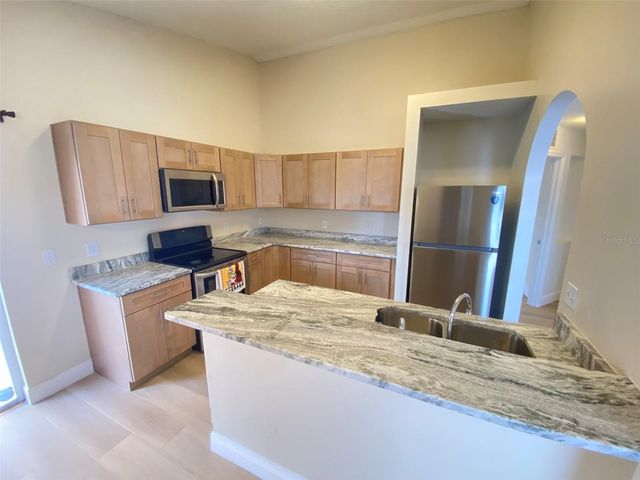 1019 GREAT SHADY LANE, Orlando, FL 32825