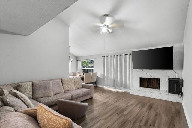 2434 Goldspring Lane, Spring, TX 77373