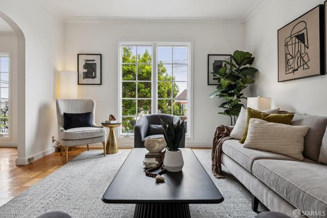 1890 27th Avenue, San Francisco, CA 94122