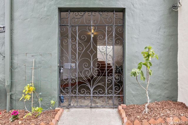 1890 27th Avenue, San Francisco, CA 94122