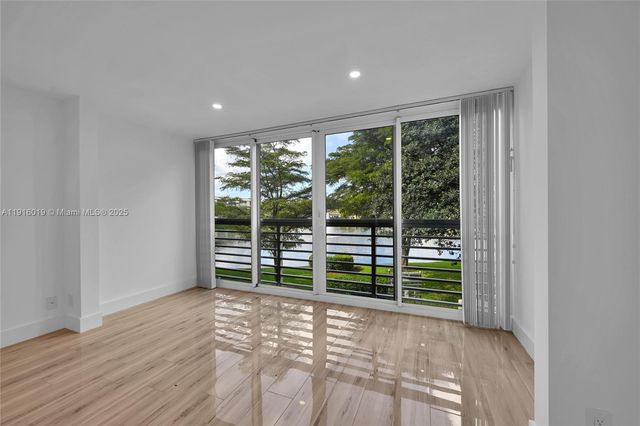 1703 Andros Isle G2, Coconut Creek, FL 33066