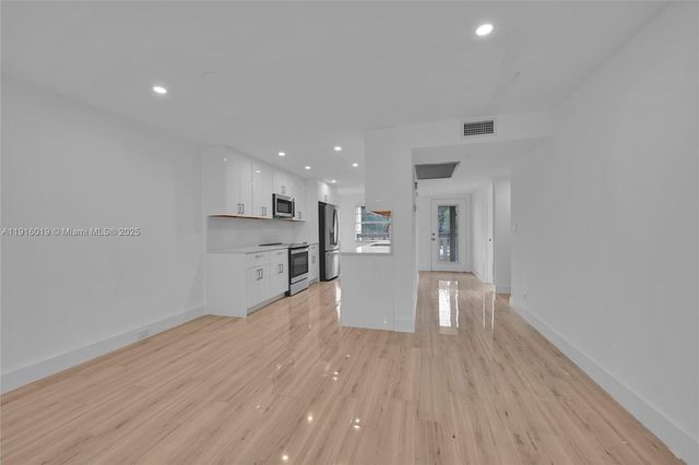 1703 Andros Isle G2, Coconut Creek, FL 33066