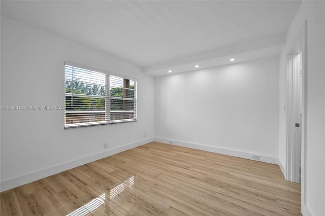 1703 Andros Isle G2, Coconut Creek, FL 33066