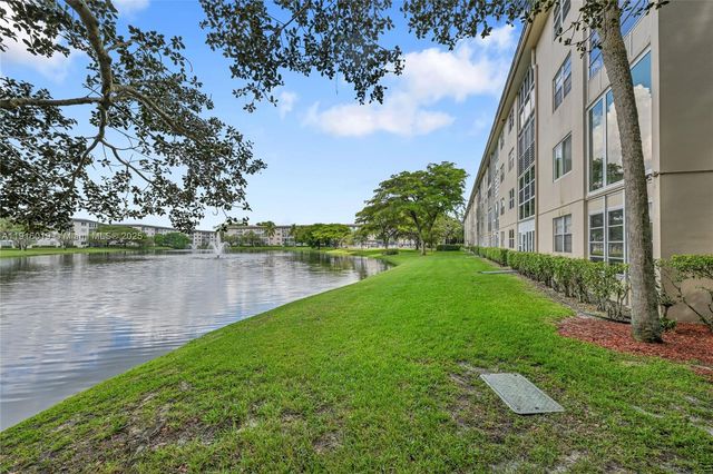 1703 Andros Isle G2, Coconut Creek, FL 33066