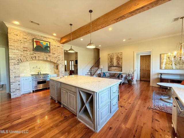 125 Vinca Drive, Madison, MS 39110