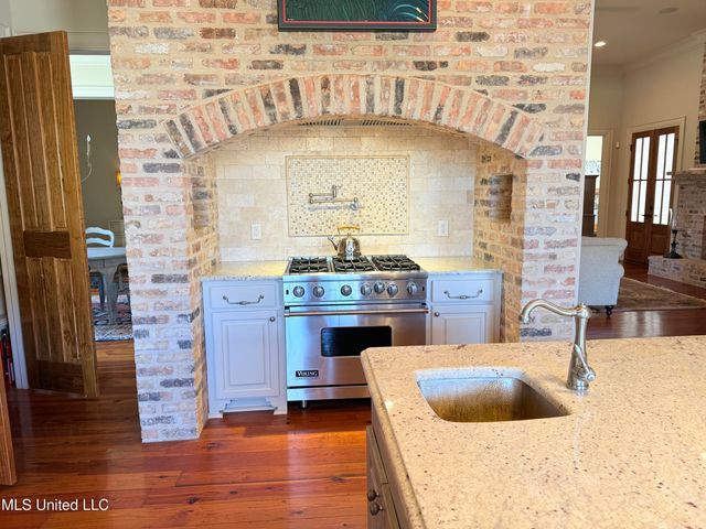 125 Vinca Drive, Madison, MS 39110