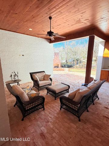 125 Vinca Drive, Madison, MS 39110