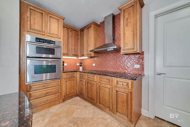 1940 W Beach Boulevard PH18, Gulf Shores, AL 36542