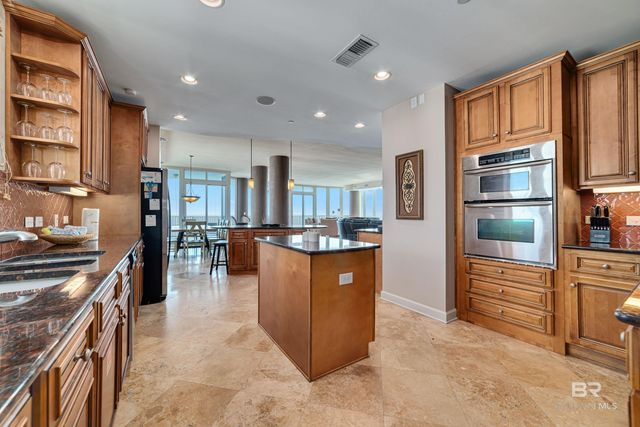 1940 W Beach Boulevard PH18, Gulf Shores, AL 36542