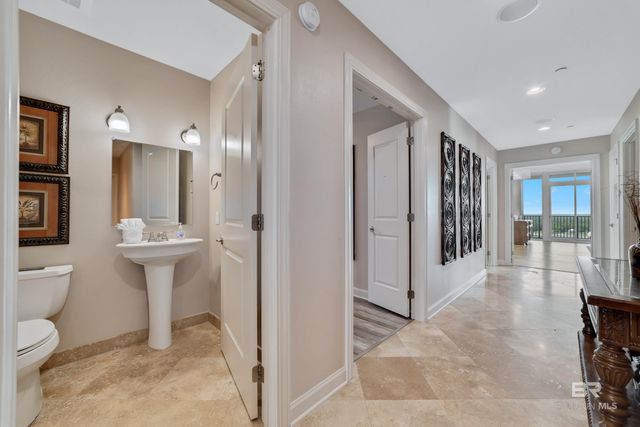 1940 W Beach Boulevard PH18, Gulf Shores, AL 36542