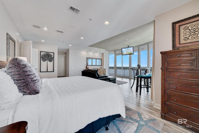 1940 W Beach Boulevard PH18, Gulf Shores, AL 36542