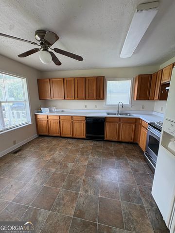 609 Windcrest Drive, Dublin, GA 31021