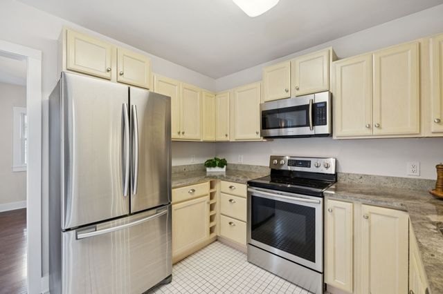 405 Lawrence St, Old Hickory, TN 37138