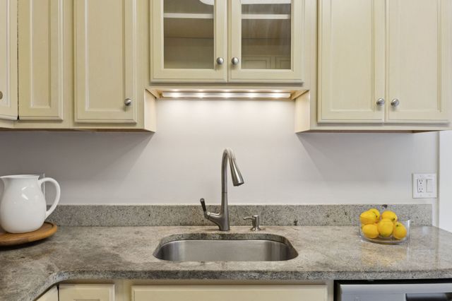 405 Lawrence St, Old Hickory, TN 37138