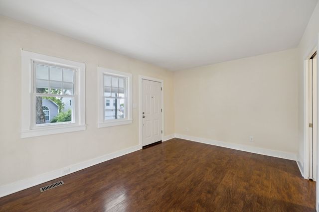 405 Lawrence St, Old Hickory, TN 37138