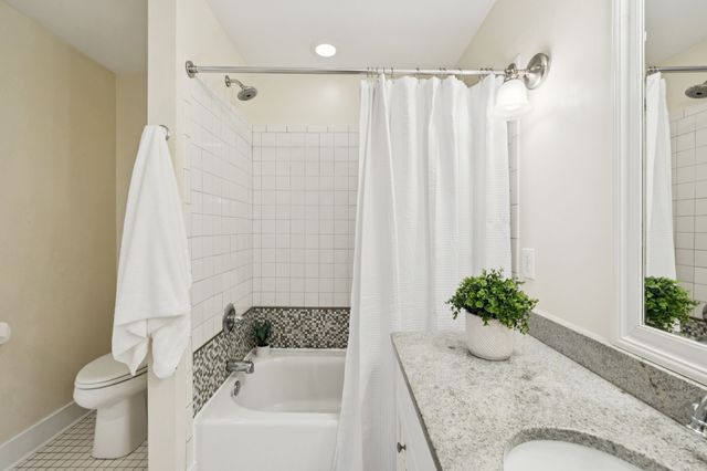 405 Lawrence St, Old Hickory, TN 37138