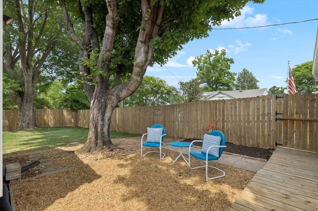 405 Lawrence St, Old Hickory, TN 37138