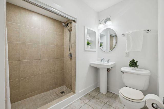 405 Lawrence St, Old Hickory, TN 37138