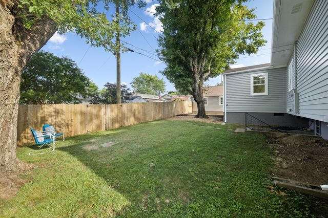 405 Lawrence St, Old Hickory, TN 37138