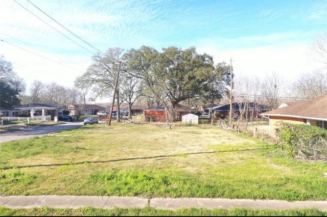 3003 Sunnydale Drive, Houston, TX 77051