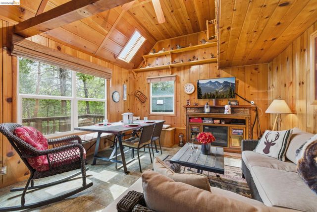 18838 Sequoia Lane E., Twain Harte, CA 95383