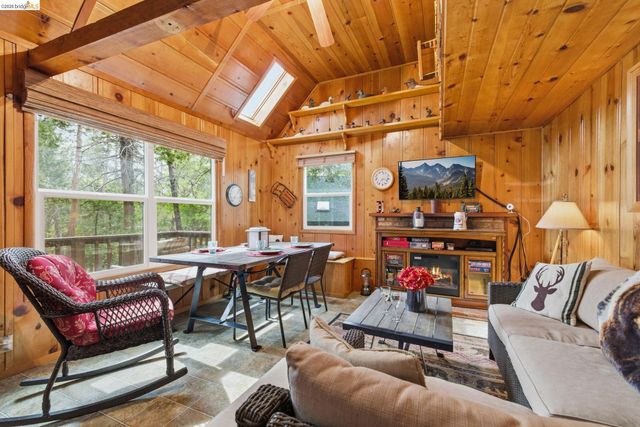 18838 Sequoia Lane E., Twain Harte, CA 95383