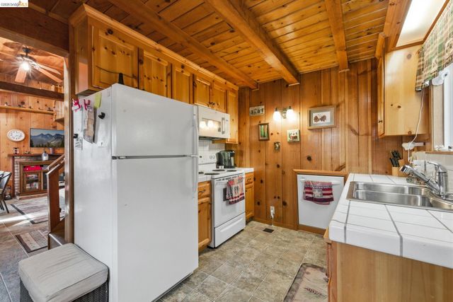 18838 Sequoia Lane E., Twain Harte, CA 95383