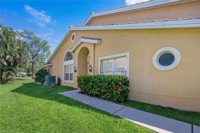 641 Saint Andrews BLVD 108-1, Naples, FL 34113