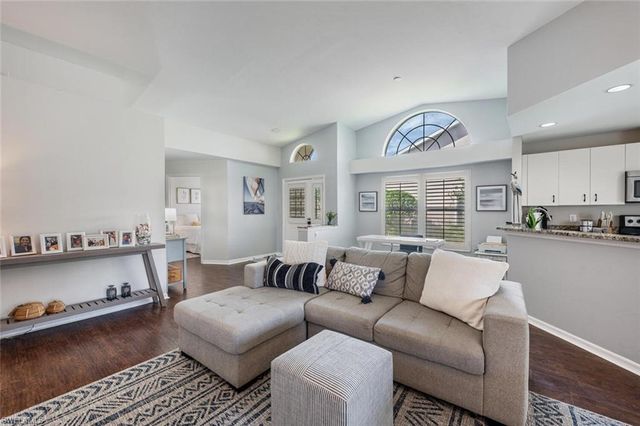 641 Saint Andrews BLVD 108-1, Naples, FL 34113