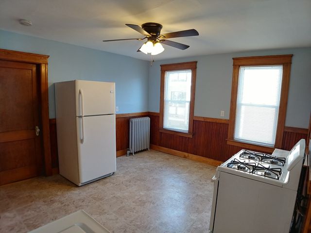 29 Halmstad St 1, Worcester, MA 01607