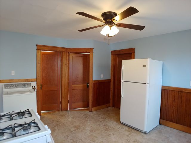 29 Halmstad St 1, Worcester, MA 01607