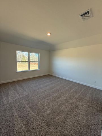 215 Great Northern DR, Cedar Creek, TX 78612