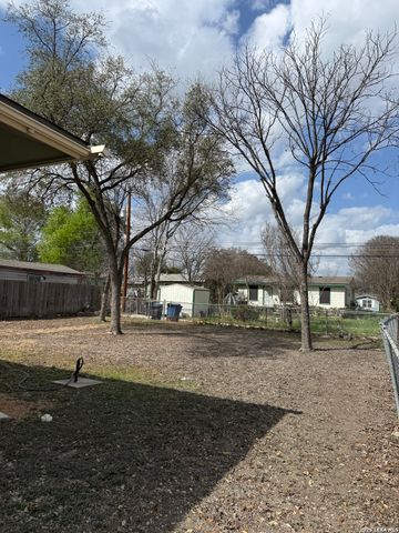 139 Trudell, San Antonio, TX 78213