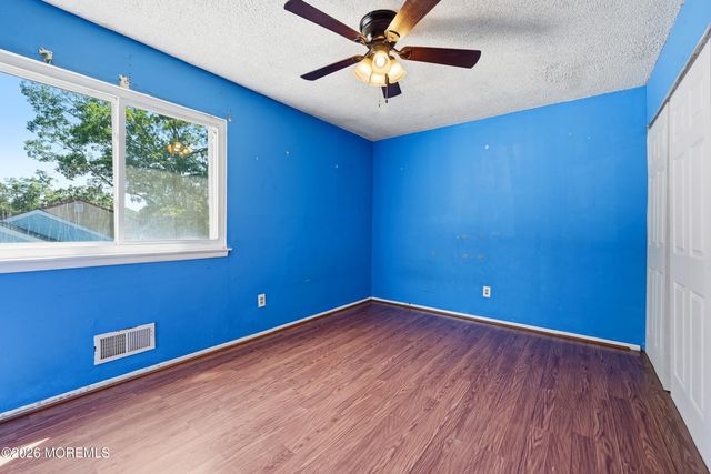 201 Pacific Avenue, Barnegat, NJ 08005