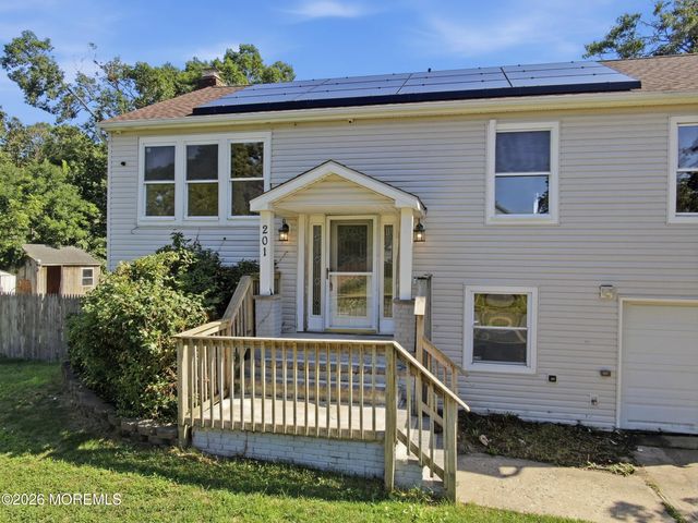 201 Pacific Avenue, Barnegat, NJ 08005