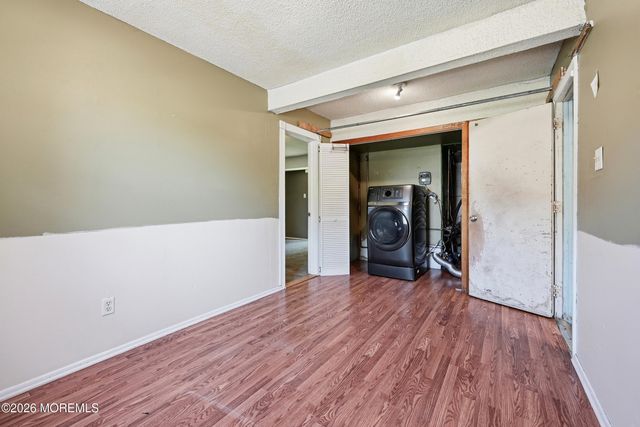 201 Pacific Avenue, Barnegat, NJ 08005