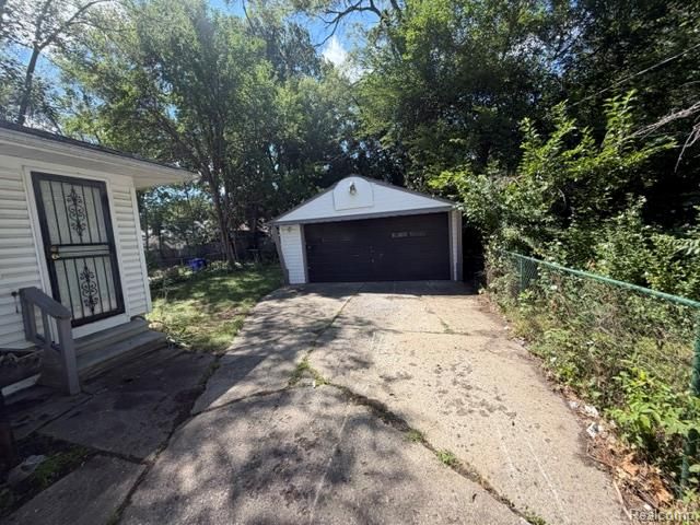 19359 Trinity Street, Detroit, MI 48219