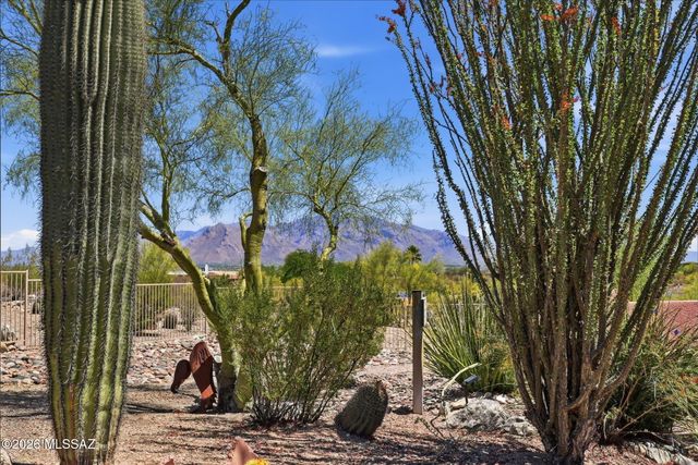 5140 N Amapola Place, Tucson, AZ 85745