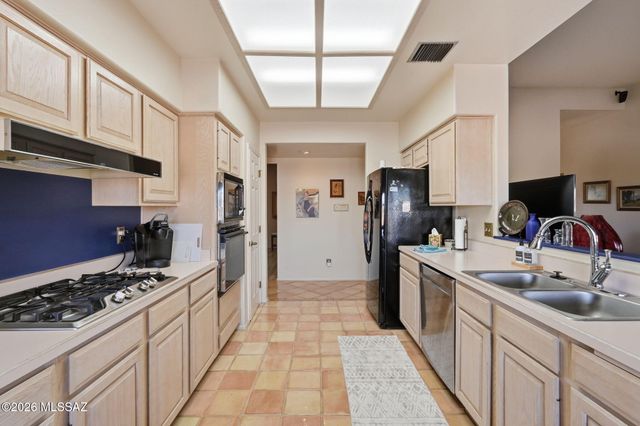 5140 N Amapola Place, Tucson, AZ 85745
