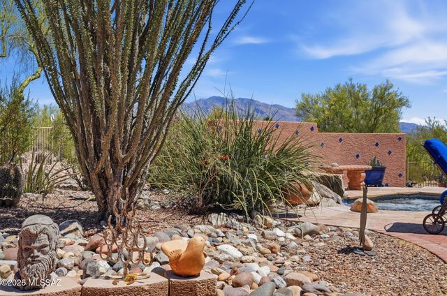 5140 N Amapola Place, Tucson, AZ 85745