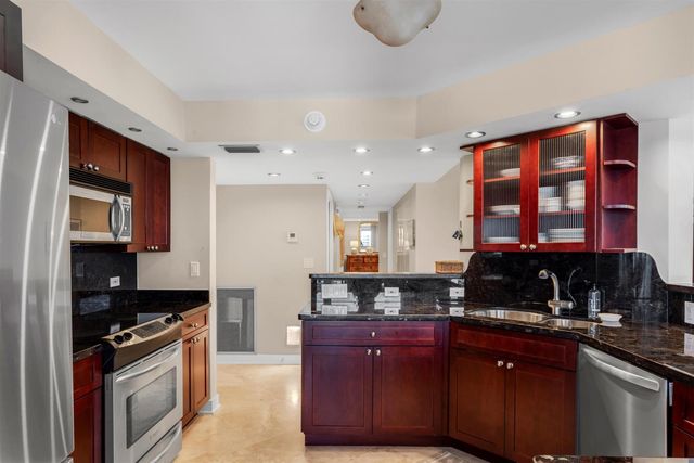 2066 N Ocean Boulevard 10nw, Boca Raton, FL 33431